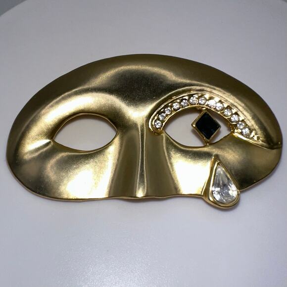 Vintage gold tone clear blue rhinestones teardrop crying masquerade mask brooch - Picture 3 of 7